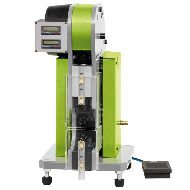 PNEUMATIC CRIMPING TOOL