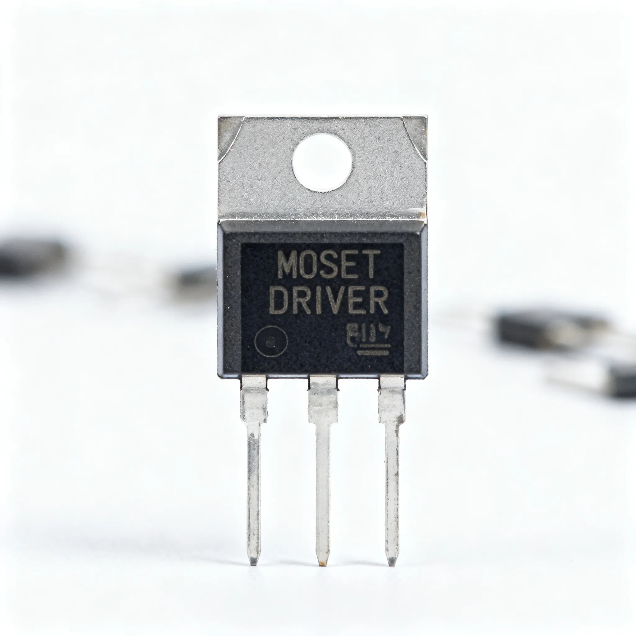 Choosing the Right MOSFET Driver: A Practical Guide for Engineers in 2026