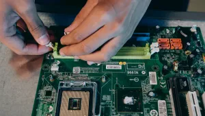 Thay thế một con chip ngưng hoạt động được hỗ trợ bởi các sự kiện đã được chứng minh