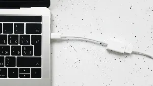 راهنمای مرحله به گام برای شناسایی شناسایی USB